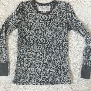 Aventura Gray and White Patterned Top